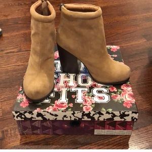 Jeffrey Campbell Rumble Boots